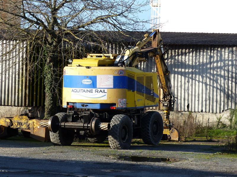 Geismar KGT Tronic (2014-12-25 SPDC) Aquitaine Rail (1).jpg