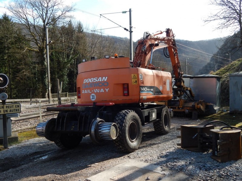 DOOSAN 140WV RW - DWBHEUTOP60055012 - ACIERINOX (5) (Copier).JPG