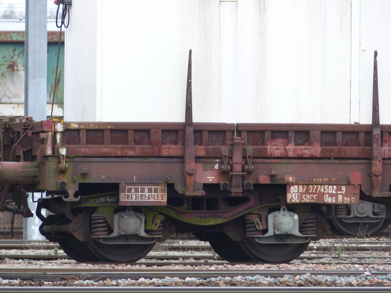 80 87 977 4 502-9 Uas R39 6 SNCF-PSL (2015-03-01 SPDC) (2).jpg