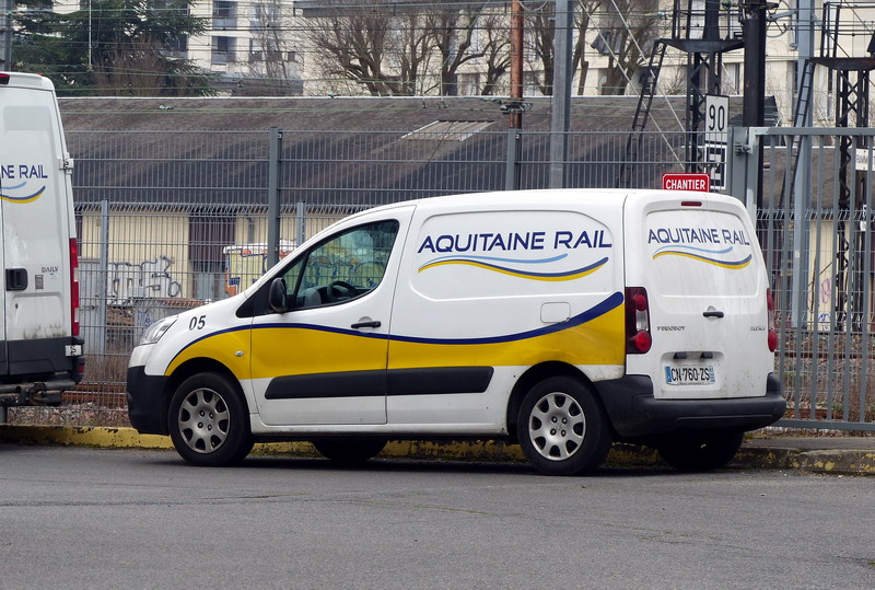 Peugeot Partner CN-760-ZS (2015-03-09 Tours) Aquitaine Rail n°5 (4).jpg