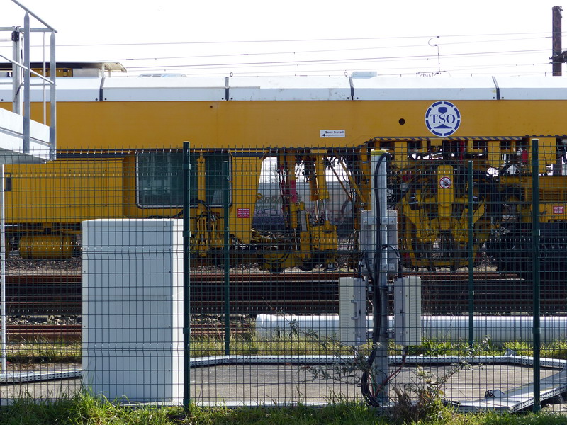 99 87 9 124 529-8 Type 108-475 4ST (2015-03-08 Infrapôle LGV A  SPDC) TSO (10).jpg