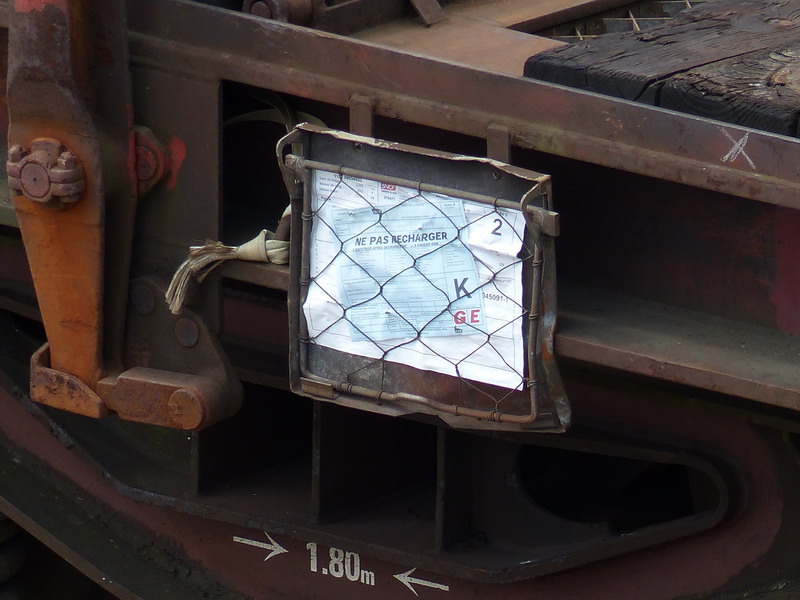 11 87 3903 402-3 Rs 80 2 RIV SNCF (2014-07-31 SPC) (4).jpg