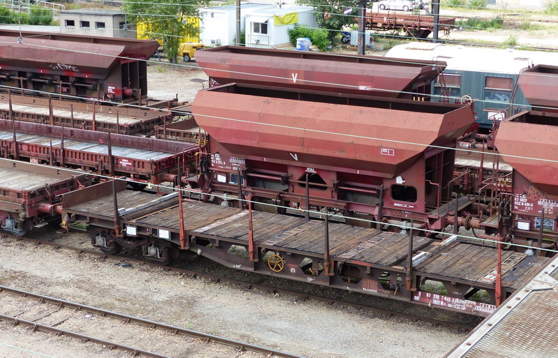 11 87 3903 402-3 Rs 80 2 RIV SNCF (2014-07-31 SPC) (1).jpg