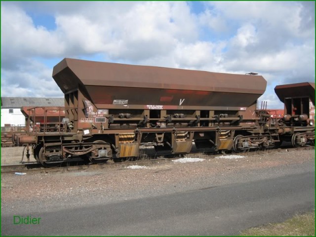 9779335-9.jpg
