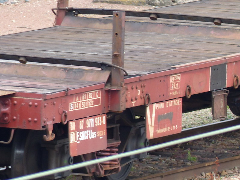 80  87 977 1 923-0 Uas S03 6 F SNCF-BD (2014-05-06 St Pierre des Corps) (2).jpg