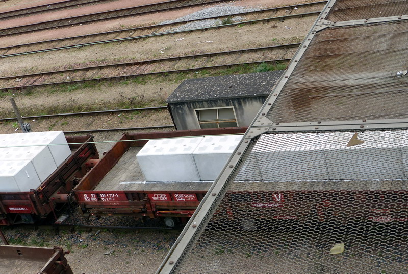 40 87 959 4 017-5 Us K55 2 SNCF-NT (2015-04-16 SPDC) Rame lourde Clermont-Fd (1).jpg