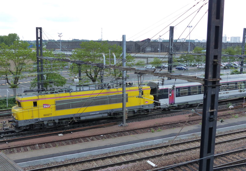 22277 (2015-04-27 gare de SPDC) 14064 Tours-PA.jpg