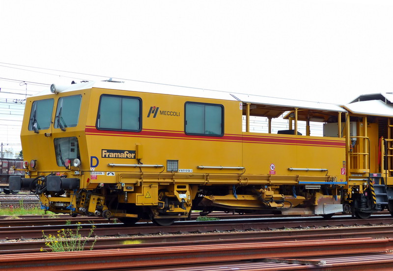 99 87 9 121 524-2 Type 109 3XRD (2015-05-31 Infrapôle LGV A de SPDC) Meccoli (2).jpg