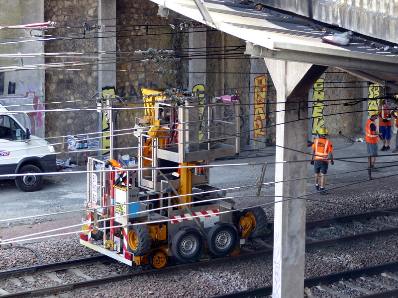 4'Axe 06.83.xxx SNCF-TR 61 (2015-07-11 Tours) (7).jpg