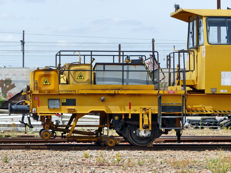 99 87 9 128 058-4 Combi 20 Matisa (2015-07-12 BIDON V Ã SPDC) (4).jpg