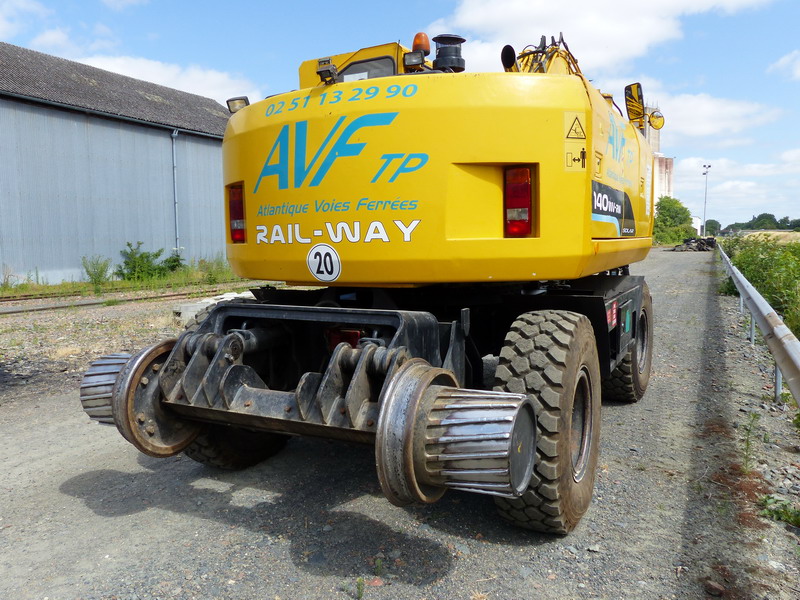 DOOSAN 140 WV-RW Solar (2015-07-14 gare de Neuillè Pont-Pierre) AVT TP (9).jpg