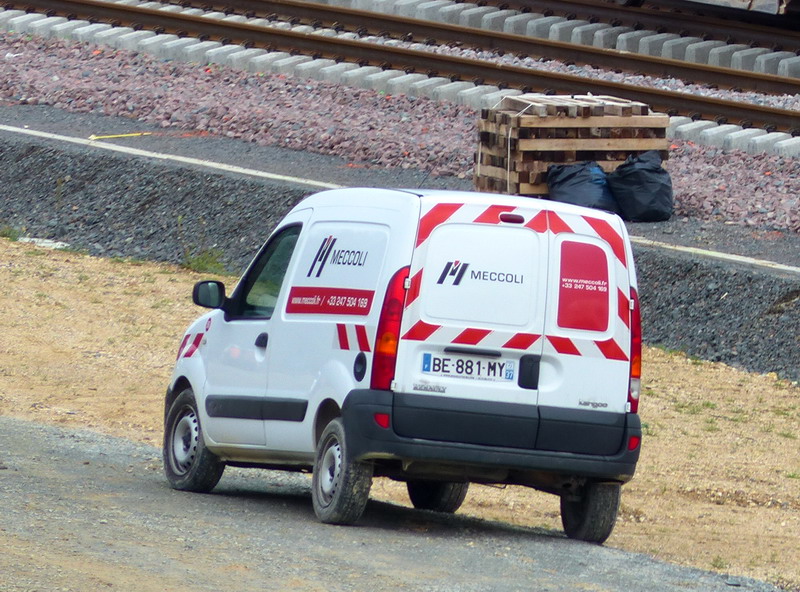 Renault Kangoo BE-881-MY 2015-11-26 SEA PK 00) (2).jpg