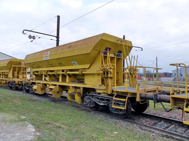 37 80 699 2 026-2 Faccs-Z RIV D-ORME (2015-11-29 SPDC) MFI-Colas Rail (1).jpg