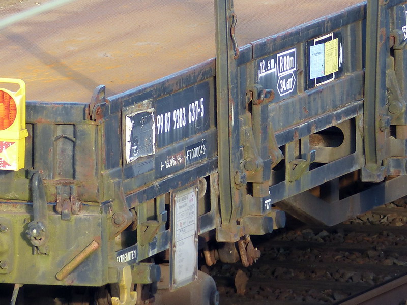 99 87 9 383 637-5 K50 (2015-12-06 SPDC) Colas Rail (2).jpg