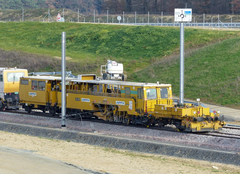 (6) 99 87 9 222 504-2 AC-09-F ETF.jpg