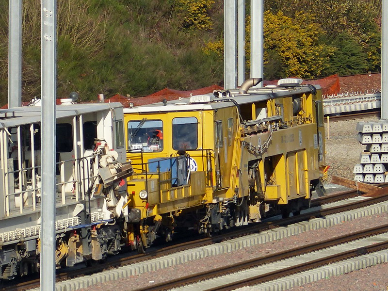 (15) 99 87 9 122 510-0 - 08-32 U TSO.jpg