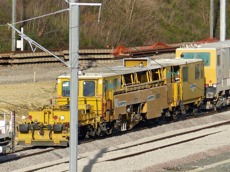 (13) 99 87 9 222 504-2 AC 09-F ETF.jpg