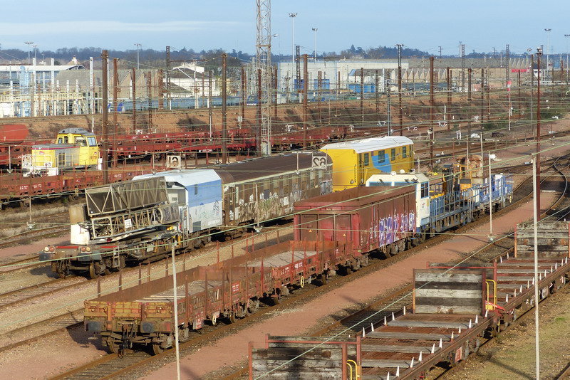 80 87 979 9 023-7 Uas W41 2 SNCF-RO (2016-01-24 SPDC) PF 7 (1).jpg