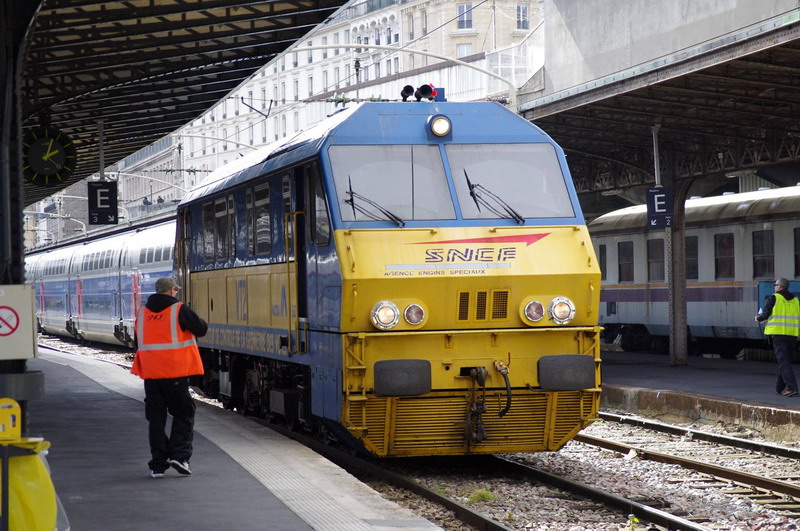 MATISA VT2 - M562 (2016-03-07 gare de Paris Est) (28).jpg