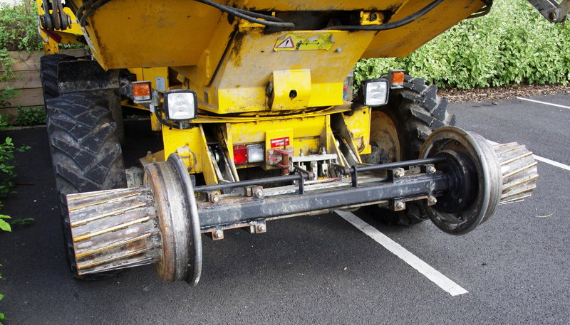 Dumper Locrail RR Alldrive (2016-07-23 gare de Nesle) M du C (3).jpg