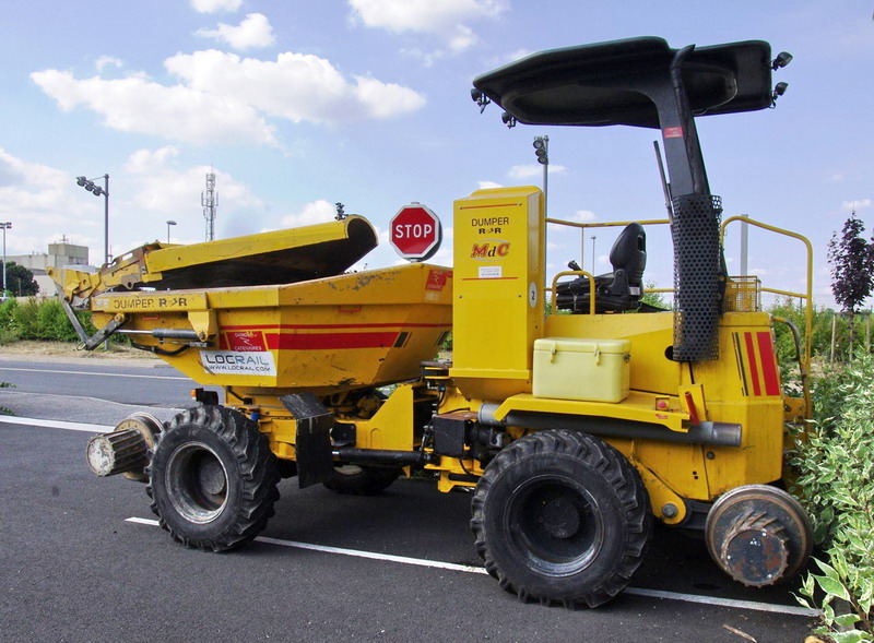 Dumper Locrail RR Alldrive (2016-07-23 gare de Nesle) M du C (7).jpg