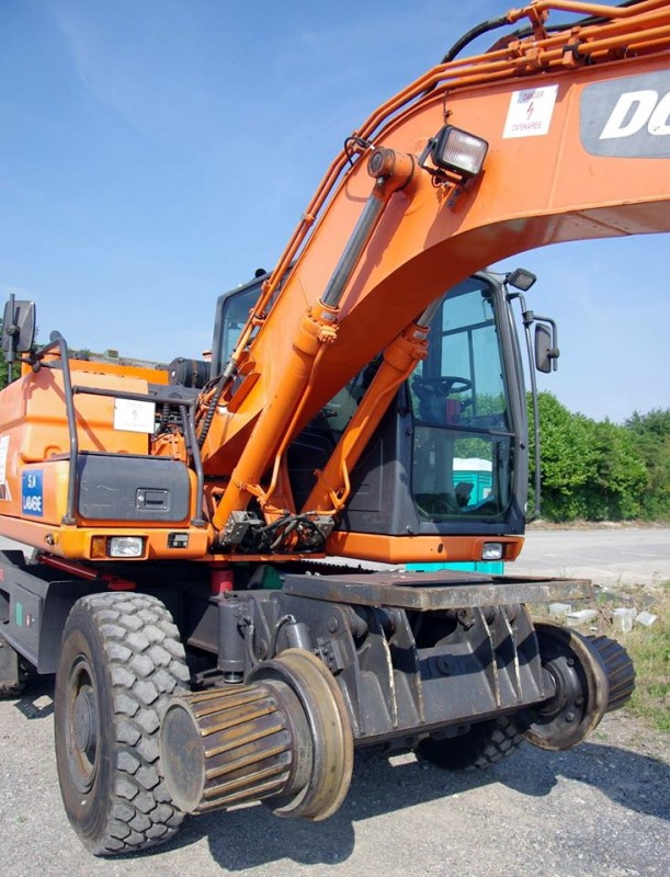 Doosan DX 160W RR (2016-08-16 Chaulnes) SA Labaere (12).jpg