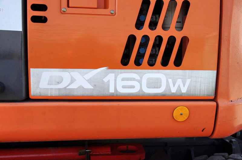 Doosan DX 160W RR (2016-08-16 Chaulnes) SA Labaere (30).jpg