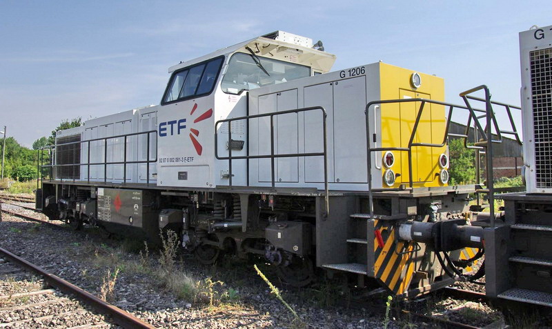 G 1206 BB 570 2081 (2016è08-16 gare de Chaulnes) 92 87 0 002 081-3 F-ETF (2).jpg