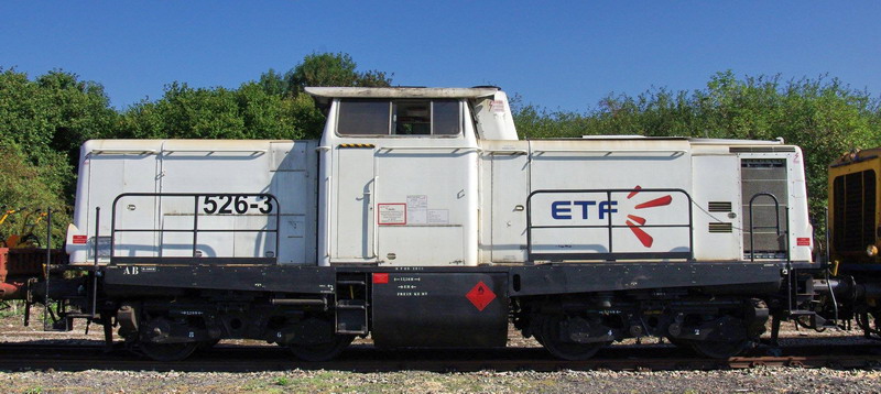 99 87 9 182 526-3 (2016-08-30 gare de Ham) V211 n°142-52 ETF (11).jpg