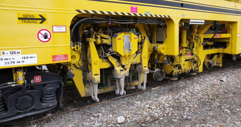 99 87 9 122 516-2 (2013-05-22 gare de Saint Quentin) 108-32U (31).jpg