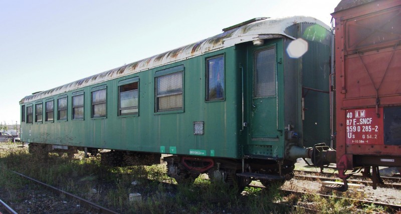 80 87 979 2 179-4 Uas H70 0 SNCF-AM '2016-09-27 gare de Saint Quentin) (8).jpg