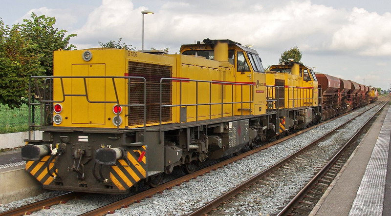 G 1206 BB 570 1977 (2016-10-21 Flavy-le-Martel) 92 87 0061 768-3 F-Meccoli (1).jpg