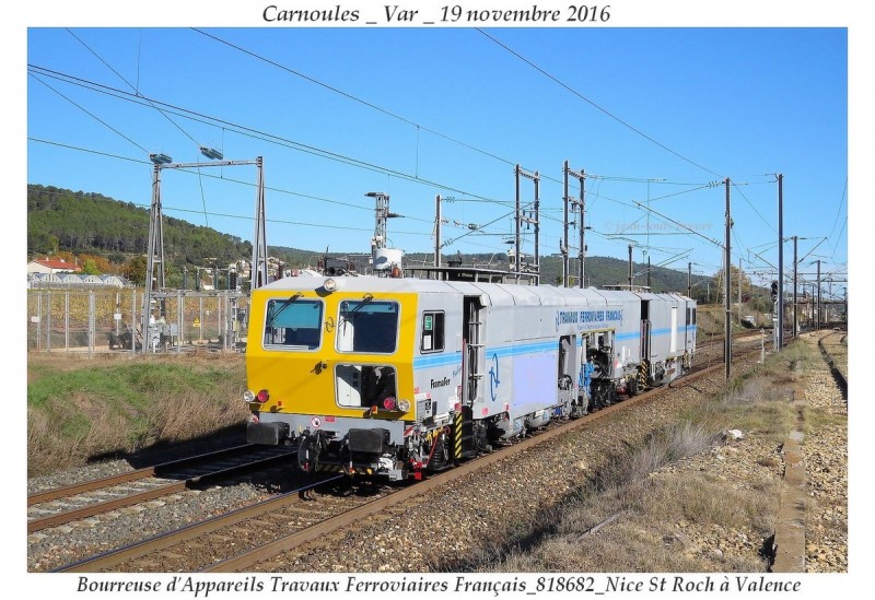 Bourreuse d'Ap. Travaux Ferroviaires Français_818682_NSR Valence_Carnoules 83 b.jpg