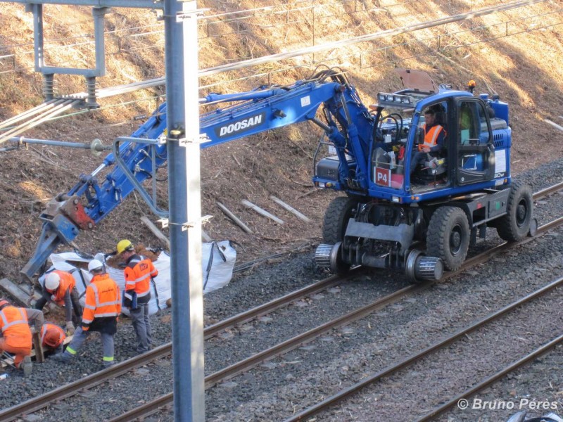 Doosan DX 160 WRR - DPI 14111 - Geeodia (1)-light.JPG