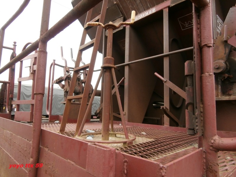 Uas D12-6 80 87 977 7 124-9=15.JPG