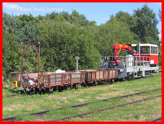 63 VOLVIC_CA_draisine grue et wagonnets au Km 487.jpg