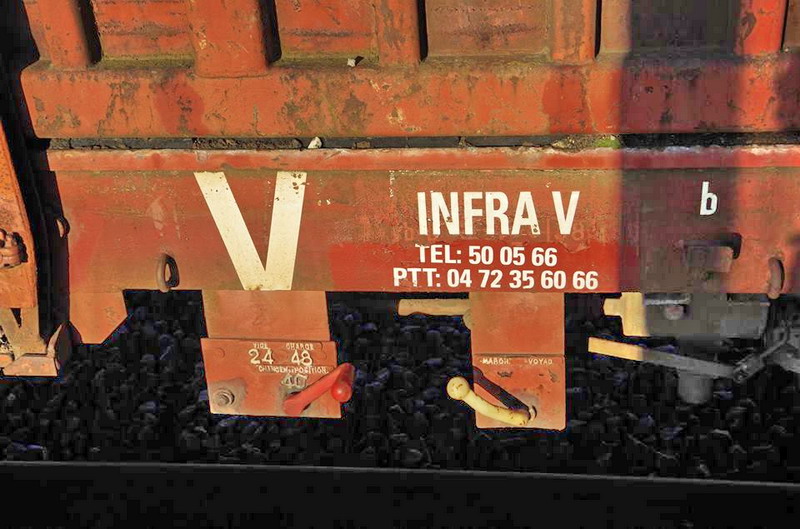 80 87 977 3 470-0 Uas R39 6 F SNCF-PSL (2017-01-06 Chaulnes) (3).jpg