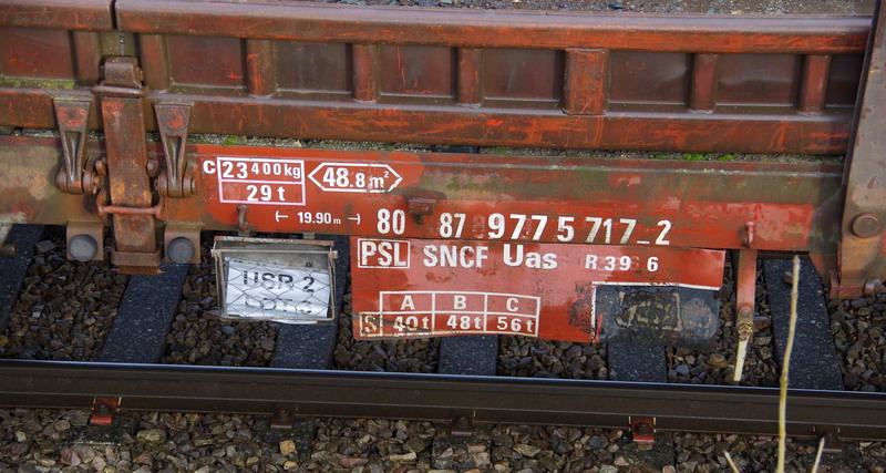 80 87 977 5 717-2 Uas R39 6 SNCF-PSL (2017-01-10 Eppeville PN37 et 38) (3).jpg