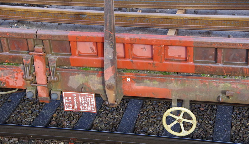 80 87 977 5 717-2 Uas R39 6 SNCF-PSL (2017-01-10 Eppeville PN37 et 38) (7).jpg