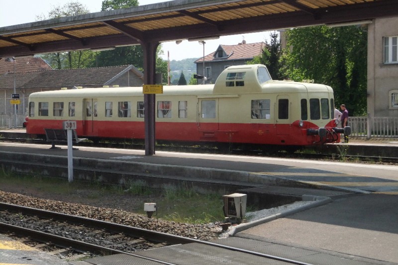 2011_0422_131645.JPG (373.18 Kio) Vu 6864 fois 2011_0422_131645.JPG