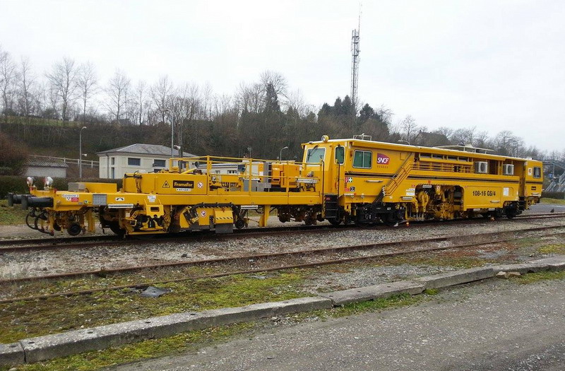99 87 9 122 067-1 (2017-02-00 Villedieu les Poêles) 108-16 GS-4 SNCF-INFRA-RO (4).jpg