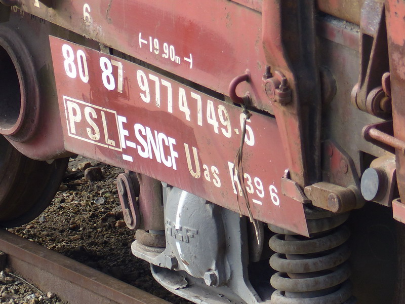 80 87 977 4 749-5 Uas R39 6 F SNCF-PSL (2017-03-11 SPDC) (2).jpg