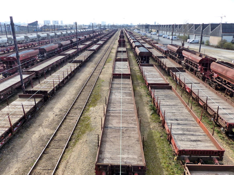 80 87 977 4 749-5 Uas R39 6 F SNCF-PSL (2017-03-11 SPDC) (3).jpg