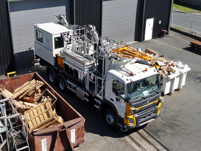 Camion A3772-A Socofer n°911 + Module nacelle (2017-04-09 SPDC) (3).jpg