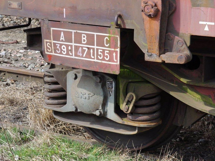 80 87 977 4 502-9 Uas R39 6 SNCF-PSL (2013-03-22 Saint Quentin) (4).jpg