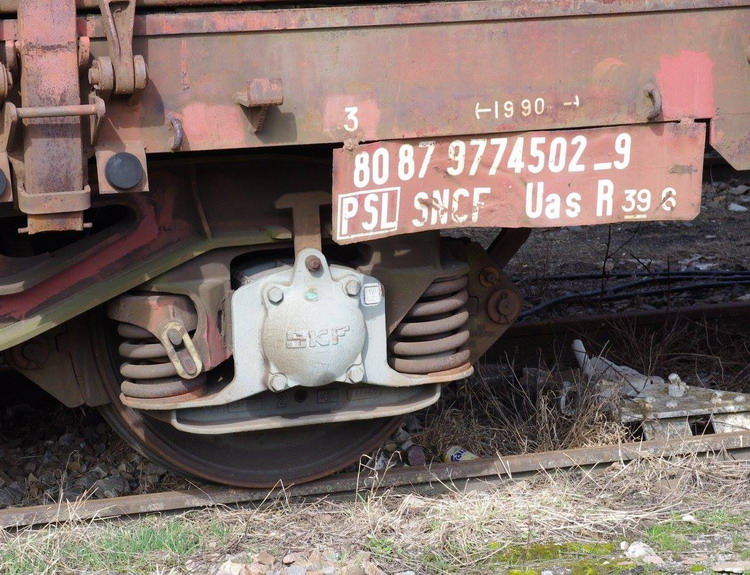 80 87 977 4 502-9 Uas R39 6 SNCF-PSL (2013-03-22 Saint Quentin) (5).jpg