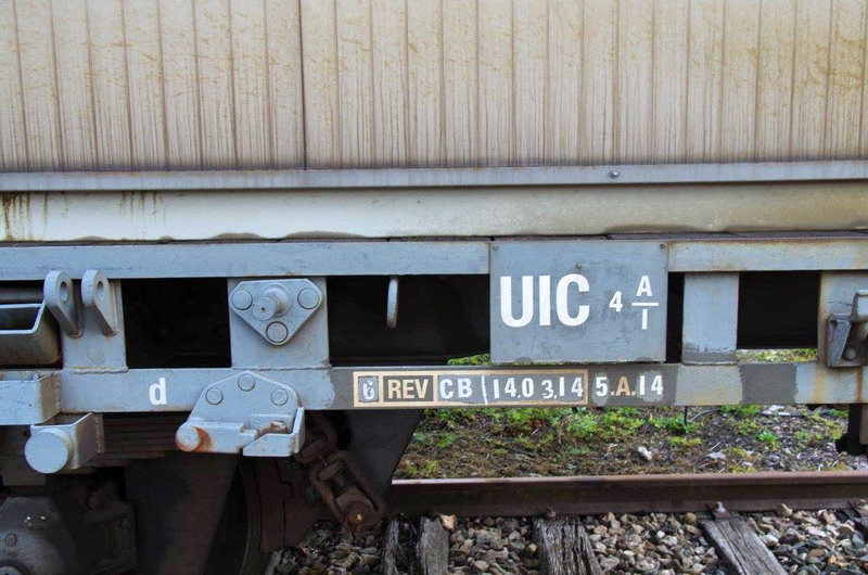 40 87 959 4 034-0 Us K55 2 F SNCF-RO (2017-04-26 Tergnier) (5).jpg