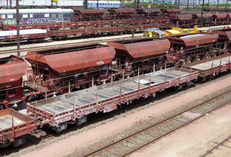 80 87 977 4 868-4 Uas R39 6 F-SNCFR (2017-05-14 SPDC) (1).jpg