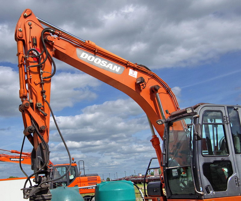 Doosan DX 160W RR (2017-06-16 Laon) SA Labaere (6).jpg