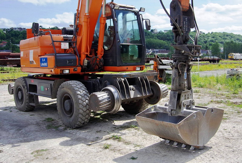 Doosan DX 160W RR (2017-06-16 Laon) SA Labaere (5).jpg